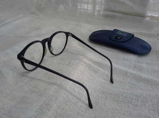 แว่นสายตายาวคลาสสิคหยดน้ำ LACOSTE made in France