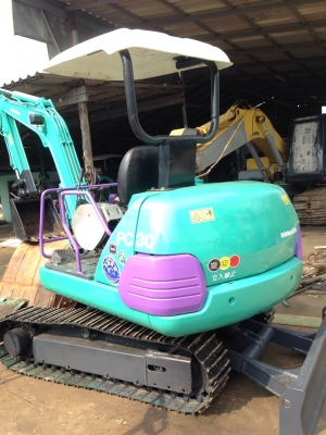 ขายรถแบคโฮ KOMATSU PC30-7 เอกสารอินวอย รถเก่านอก ราคา 395000