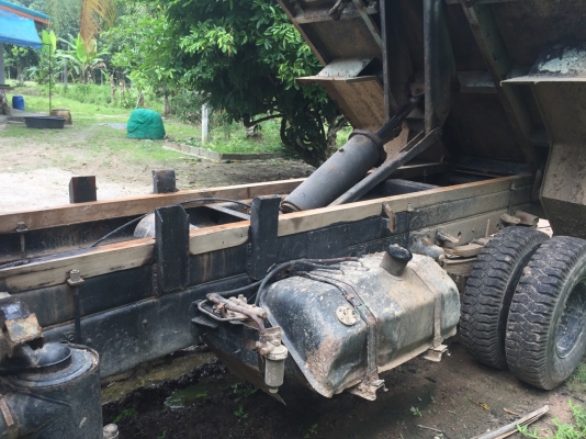 ขายรถบรรทุก 6 ล้อดัมพ์ HINO FC 120 แรงม้า ราคา 370000