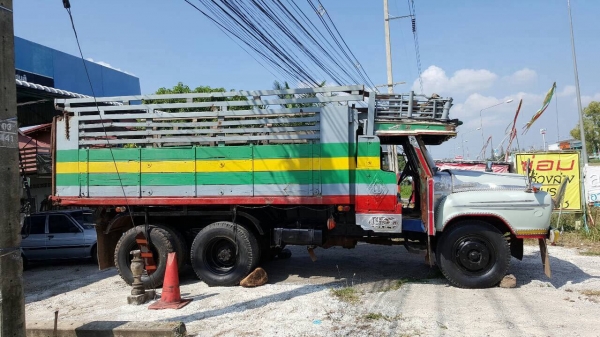 ขาย 10 ล้อดั้ม หัวยาว 2 เพลา ช่วงล่างใหญ่ เครื่อง 6BF1 185 แรงม้า สโลว์กลาง เบรคทิฟฟี่ ทะเบียนพร้อมโอนครับ ขาย 10 ล้อดั้ม หัวยาว 2 เพลา ช่วงล่างใหญ่ เครื่อง 6BF1 185 แรงม้า สโลว์กลาง เบรคทิฟฟี่ ทะเบียนพร้อมโอนครับ