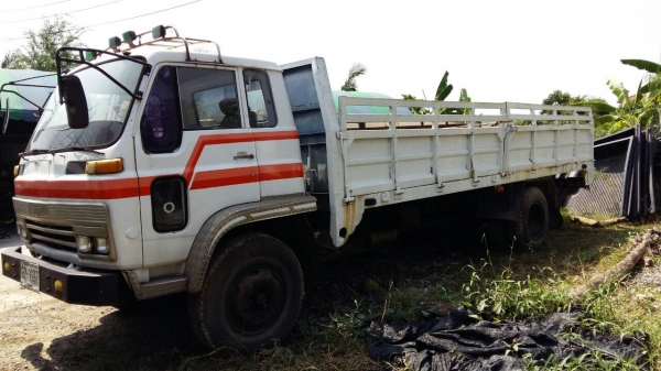 ราคา 325,000 ถูกๆ หกล้อใหญ่ อีซูซุ JDR 500-145แรง ยาง900 ช่วงยาว7.20ม สภาพดีสวยพร้อมใช้งาน ทะเบียนพร้อมโอน