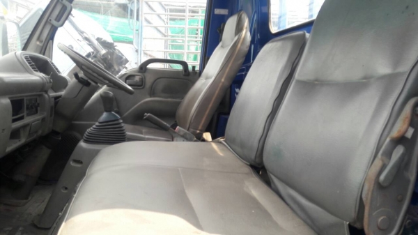 หกล้อ อีซูซุ NPR120ปี39 แอร์ เพาเวอร์ สภาพพร้อมใช้ ทะเบียนพร้อมโอน ราคา 365,000บ ต่อรองได้ ครับท่าน