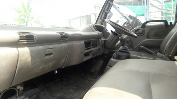 หกล้อ อีซูซุ NPR120ปี39 แอร์ เพาเวอร์ สภาพพร้อมใช้ ทะเบียนพร้อมโอน ราคา 365,000บ ต่อรองได้ ครับท่าน