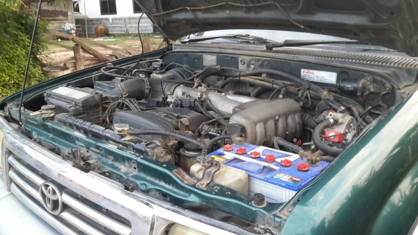 รถสปอตไลน์เนอ ปี42 เครื่องเปลี่ยนเป็นเครื่องJ เกีร์ยอ้อโต้ ทะเบียนขาดนึ่งปี สภาพสวย