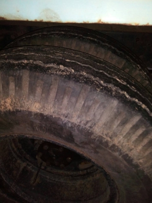 ขายรถบรรทุก 6 ล้อรั้ว ISUZU NKR 110 แรงม้า ราคา 350000