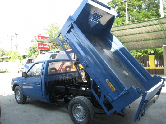 รถกระบะ ปิคอัฟดั้มพ์ นิสสัน Big M กระบะเปิดได้ 3ด้าน ดั้มพ์ใหม่ รถกระบะ ปิคอัฟดั้มพ์ นิสสัน Big M กระบะเปิดได้ 3ด้าน ดั้มพ์ใหม่