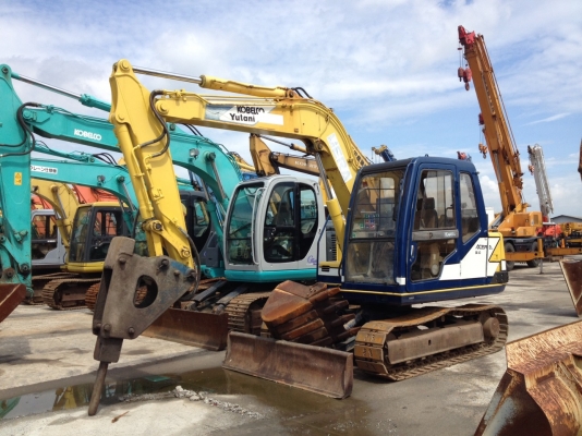 ขายด่วนรถขุด KOBELCO ขนาด 60 พร้อมหัวเจาะ