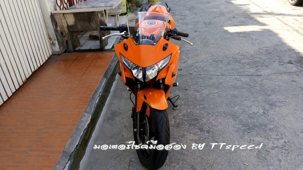 ขาย CBR 250 ไมล์น้อย 2800 โลแต่งสวยใส่ยาง Pirelli สีส้มด้านสุดจี๊ด ขาย CBR 250 ไมล์น้อย 2800 โลแต่งสวยใส่ยาง Pirelli สีส้มด้านสุดจี๊ด