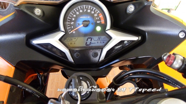 ขาย CBR 250 ไมล์น้อย 2800 โลแต่งสวยใส่ยาง Pirelli สีส้มด้านสุดจี๊ด ขาย CBR 250 ไมล์น้อย 2800 โลแต่งสวยใส่ยาง Pirelli สีส้มด้านสุดจี๊ด