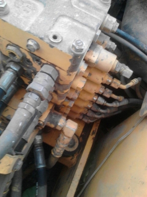 ขาย!!!! เทลเลอร์ กับ แบคโฮ ราคา 1,000,000 โทร.086-2244010 คุณการ