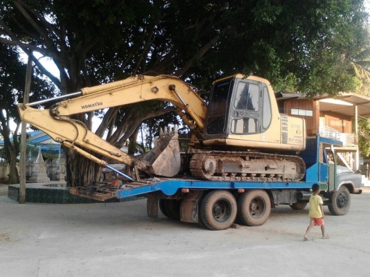 ขาย!!!! เทลเลอร์ กับ แบคโฮ ราคา 1,000,000 โทร.086-2244010 คุณการ