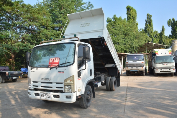 ISUZU NPR 150 hp กระบะดั้มสามมิตร