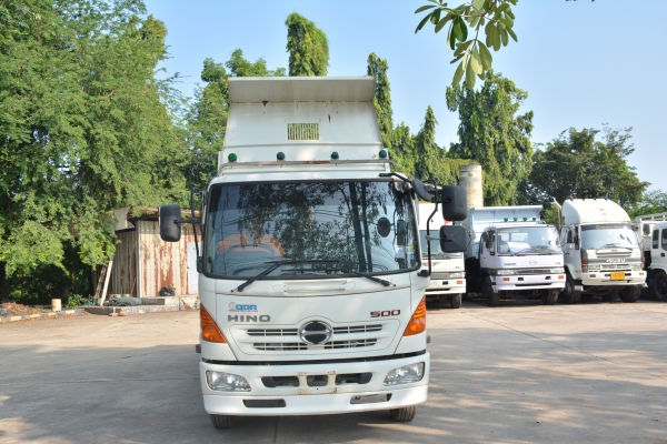 HINO MEGA S 500 FC9J 150 hp กระบะดั้มสามมิตร