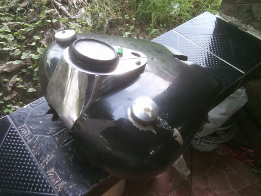 ขายถังใบใหญ่ สองฝา ขายถังใบใหญ่ สองฝา