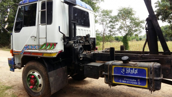 ขายหกล้อดั้มพ์ MITSUBISHI  สนใจโทร 085-1479166