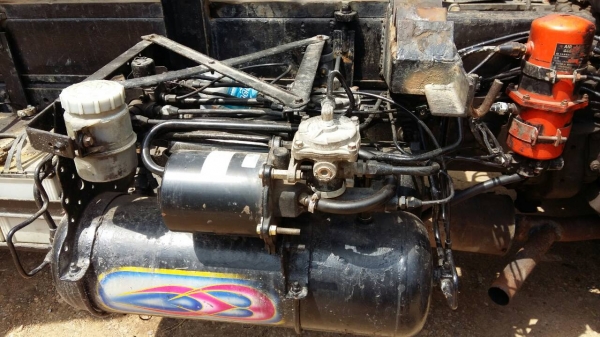 ขายหกล้อดั้มพ์ MITSUBISHI  สนใจโทร 085-1479166