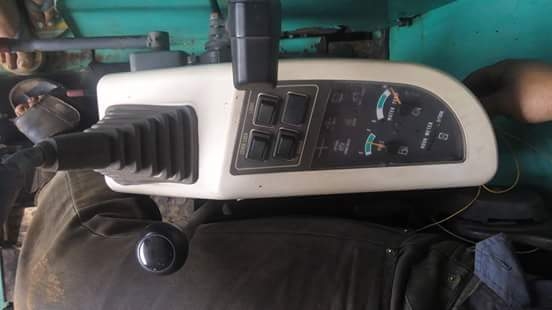 ขายรถขุด SUMITOMO  SH40JX รถเก่านอกแท้ มีเอกสารใบอินวอย รถไม่เคยใช้งานในไทย. สนใจติดต่อ : 099-907-9273 กิ๊ฟค่ะ