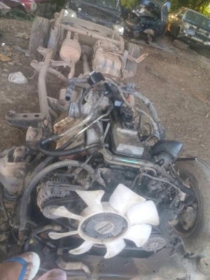 ขายเครื่อง 4M40 พร้อมเกียร์ Auto