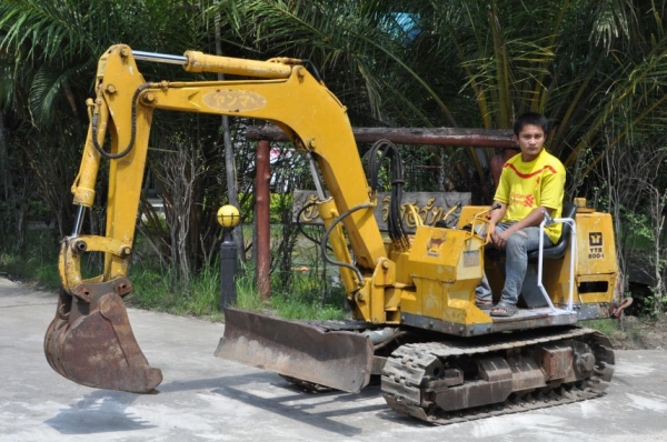 ลดกระหน่ำ!!ขายแบคโฮ YANMAR YTB800 เดิมจากญี่ปุ่น ทำงานสมบูรณ์ทุกระบบ รับรองไม่ผิดหวัง 110,000 เท่านั้น!!