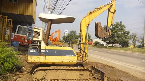ขายรถขุด KOMATSU. PC20-6  รถเก่านอกแท้ มีเอกสารใบอินวอย รถไม่เคยใช้งานในไทย สนใจติดต่อ099-907-9273กิ๊ฟ