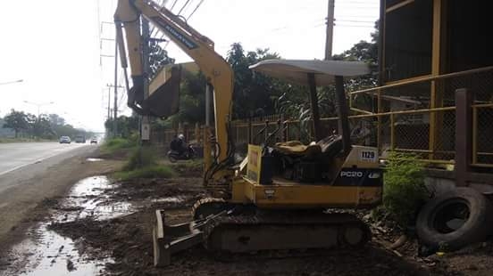 ขายรถขุด KOMATSU. PC20-6  รถเก่านอกแท้ มีเอกสารใบอินวอย รถไม่เคยใช้งานในไทย สนใจติดต่อ099-907-9273กิ๊ฟ