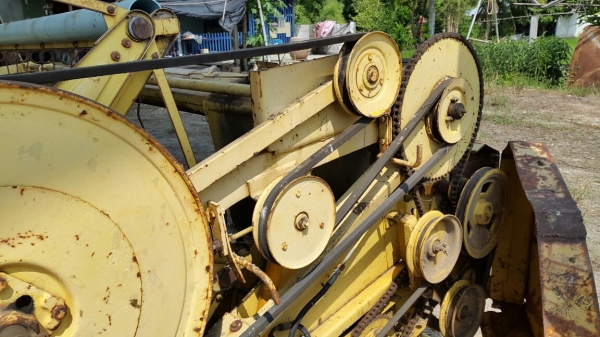 หัวเกี่ยวข้าวฟ่างทานตะวัน ข้าว