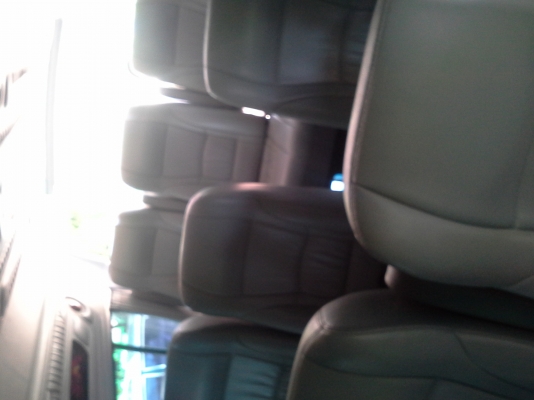 ขาบเบาะรถตู้ คอมมู vip