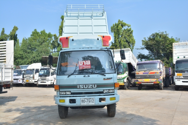 ISUZU FTR 195 hp กระบะดั้มคอกเกษตร ยาว 4.00 m