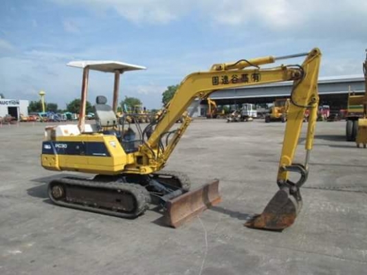 ขายรถขุด KOMATSU PC30-6 เก่านอกแท้ มีเอกสารใบอินวอย รถไม่เคยใช้งานในไทย สนใจติดต่อ : 099-907-9273 กิ๊ฟค่ะ.