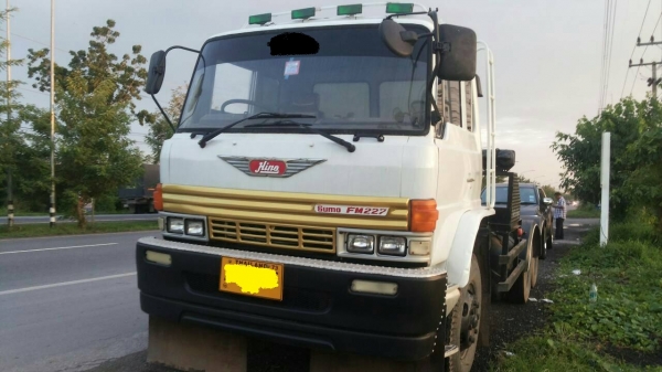 ขายหัวลาก2เพลาHINO FN221LA 220แรงเครี่องEM100พร้อมใช้งาน ติดต่อได้ คุณอ๊อฟ พิจิตร 086-737-9991