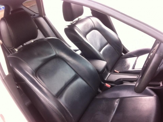 MAZDA 3 1.6 รุ่นท๊อป ABS / AIRBAG MAZDA 3 1.6 รุ่นท๊อป ABS / AIRBAG