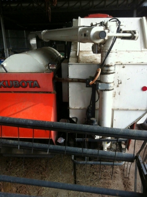 ต้องการขายรถเกี่ยวDC95GM Plus2 สแตนเลสขาย 700000