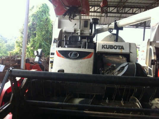 ต้องการขายรถเกี่ยวDC95GM Plus2 สแตนเลสขาย 700000