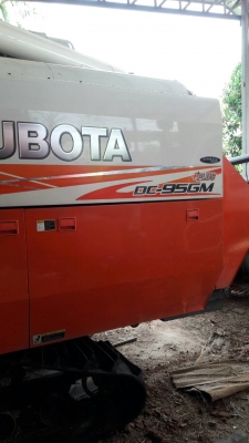 ต้องการขายรถเกี่ยวDC95GM Plus2 สแตนเลสขาย 700000