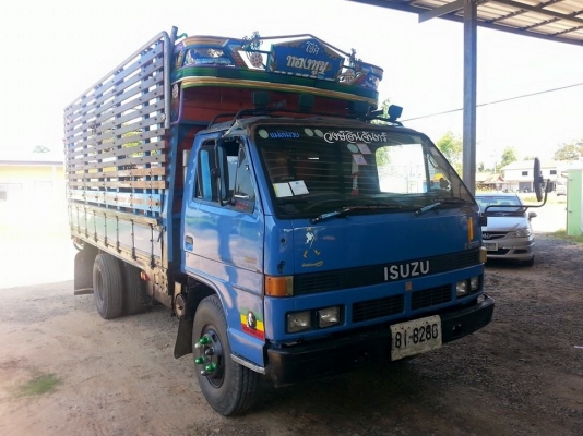 ขายรถ6ล้อ NPR59LU5F-M สั่งลุยแท้ เครื่อง115แรง สภาพพร้อมใช้งาน เอกสารพร้อมโอน สนใจโทร 090-8588220คุณนะ 093-3258446คุณบิว หรือเข้าดูสินค้าอื่นๆได้ที่ www.truck.in.th/498 หรือเพจFacebook ณรงค์ ซื้อขายรถมือสอง (เว็บไซต์ส่วนตัว) หรือFacebook ตลาดรถมือสอง คุณน