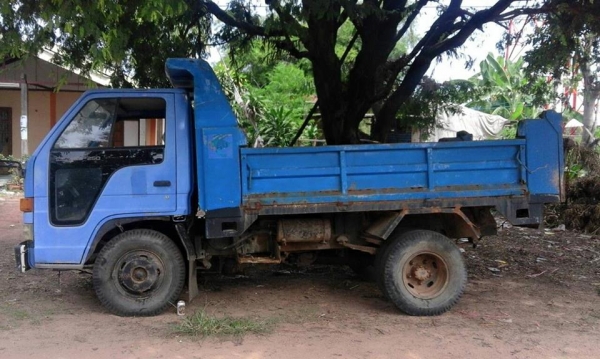 ขายดั้ม ISUZU NKR110แรง สภาพพร้อมใช้งาน เอกสารพร้อมโอน สนใจโทร 090-8588220คุณนะ 093-3258446คุณบิว หรือเข้าดูสินค้าอื่นๆได้ที่ www.truck.in.th/498 หรือเพจFacebook ณรงค์ ซื้อขายรถมือสอง (เว็บไซต์ส่วนตัว) หรือFacebook ตลาดรถมือสอง คุณนะ