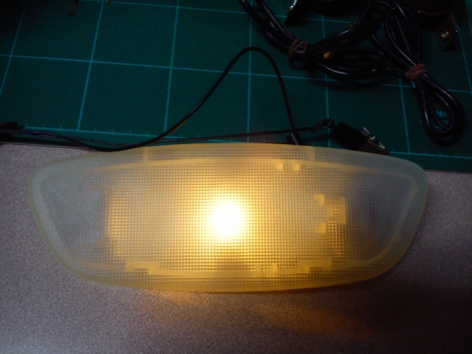 ไฟในเก๋งของรถ BENZ W210 ไฟในเก๋งของรถ BENZ W210