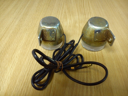 ไฟเลี้ยวทรงกลมจากญี่ปุ่น สำหรับรถแนวคลาสสิค