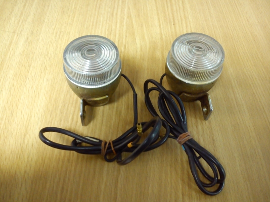 ไฟเลี้ยวทรงกลมจากญี่ปุ่น สำหรับรถแนวคลาสสิค