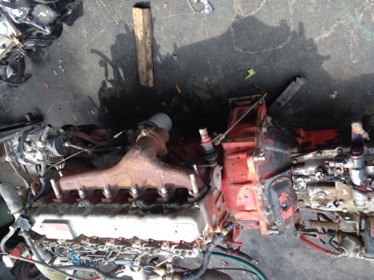 ขายเครื่องพร้อมเกียร์ HINO  WO6E