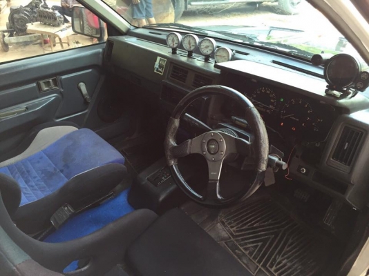 NISSAN - BIG M หัวเดียว เครื่อง1Jเทอโบ เกียรออโต้ . โบอ๊อบHKS เล็กกูเรดซ๊าดแท้ เกวัด HKS4ตัวแท้ วัดรอบเดฟรี่ เบาะบายกรังแขงล้อวีคิวบ ขอบ18/9.5 /10.5 สนใจติดต่อ 089-0854790 NISSAN - BIG M หัวเดียว เครื่อง1Jเทอโบ เกียรออโต้ . โบอ๊อบHKS เล็กกูเรดซ๊าดแท้ เกวัด HKS4ตัวแท้ วัดรอบเดฟรี่ เบาะบายกรังแขงล้อวีคิวบ ขอบ18/9.5 /10.5 สนใจติดต่อ 089-0854790