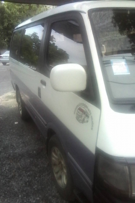 ขายรถตู้คัสต้อมดีเซลเกียออโต้รุ่นมีคอยล์สปริง