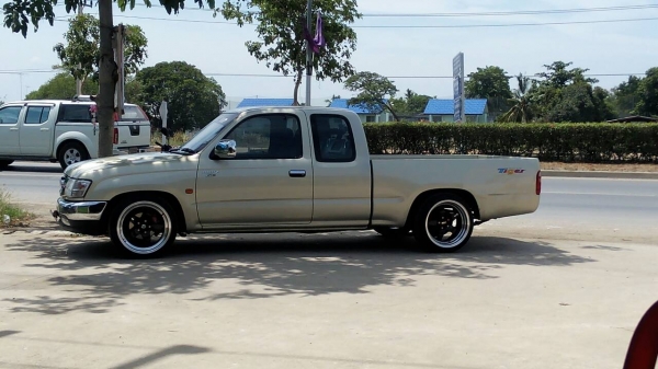 ขายดาวน์ 55000 ผ่อน 5500/24 เดือนTIGER 2.5 E X-TRA CAB D4D  ปี 2002