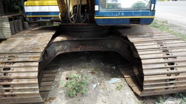 Kobelco SK200 Mark '' เต็ม มีสองบูม สั้นยาว พร้อมใช้