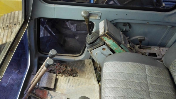 Kobelco SK200 Mark '' เต็ม มีสองบูม สั้นยาว พร้อมใช้