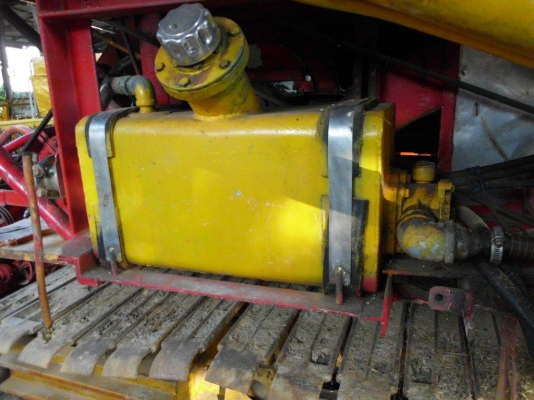 รถเกี่ยวข้าวเกษตร เจ้าช้างไวไฟ อุ้ม 2.5ตัน เครื่องมิตซู240เทอร์โบ ปั้มอิตั้นคู่23 ตัวเดิน12htนอก