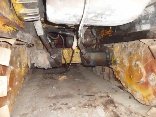 รถเกี่ยวข้าวเกษตร เจ้าช้างไวไฟ อุ้ม 2.5ตัน เครื่องมิตซู240เทอร์โบ ปั้มอิตั้นคู่23 ตัวเดิน12htนอก