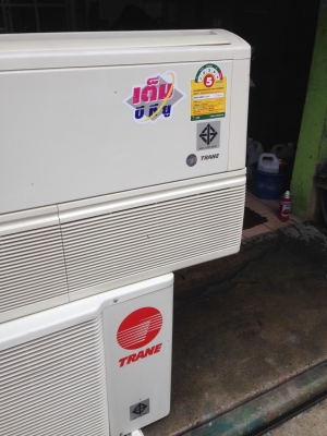 **** ขายแอร์แขวน TRANE 24000 BTU สภาพสวย ****