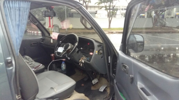 ฝากขายรถตู้โตโยต้าหัวจรวด ปี94 ตาเต็ม(พิมพ์นิยม) เครื่อง2500 ดีเซล พวงมาลัยพาวเวอร์ ฝากขายรถตู้โตโยต้าหัวจรวด ปี94 ตาเต็ม(พิมพ์นิยม) เครื่อง2500 ดีเซล พวงมาลัยพาวเวอร์