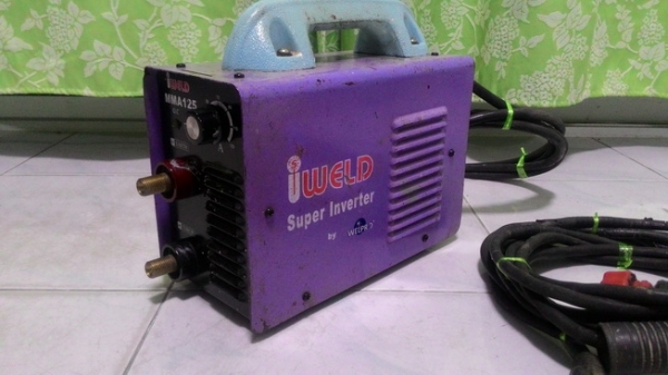 ตู้เชื่อมระบบซุปเปอร์อินเวอร์เตอร์ IWELD ขนาด125A สภาพพร้อมใช้งาน อุปกรณ์ครบครับ ตู้เชื่อมระบบซุปเปอร์อินเวอร์เตอร์ IWELD ขนาด125A สภาพพร้อมใช้งาน อุปกรณ์ครบครับ